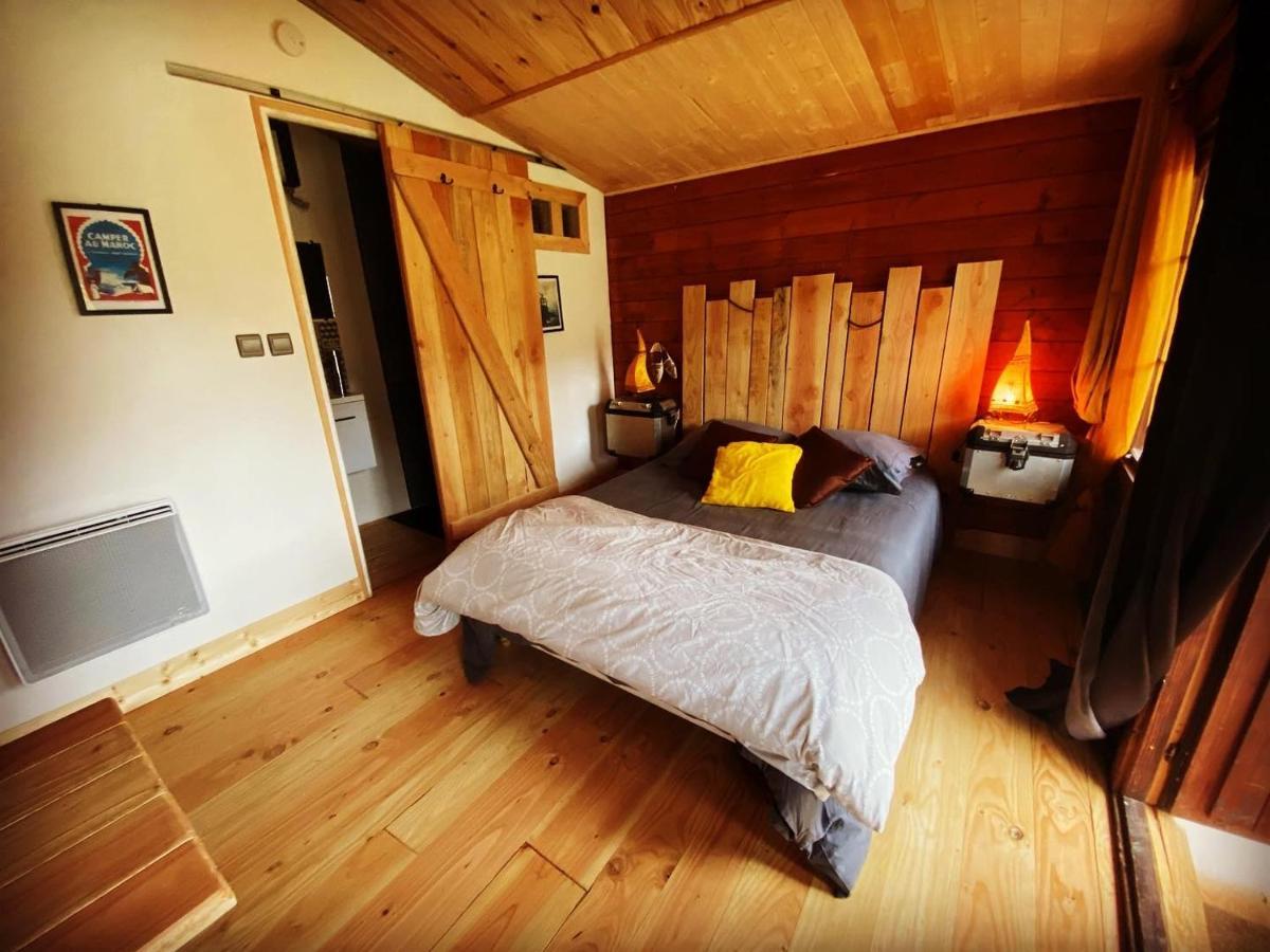 "Le Maloya" Chalets Independants -Chambre Balneo - Relais Motards Lacaune Ngoại thất bức ảnh