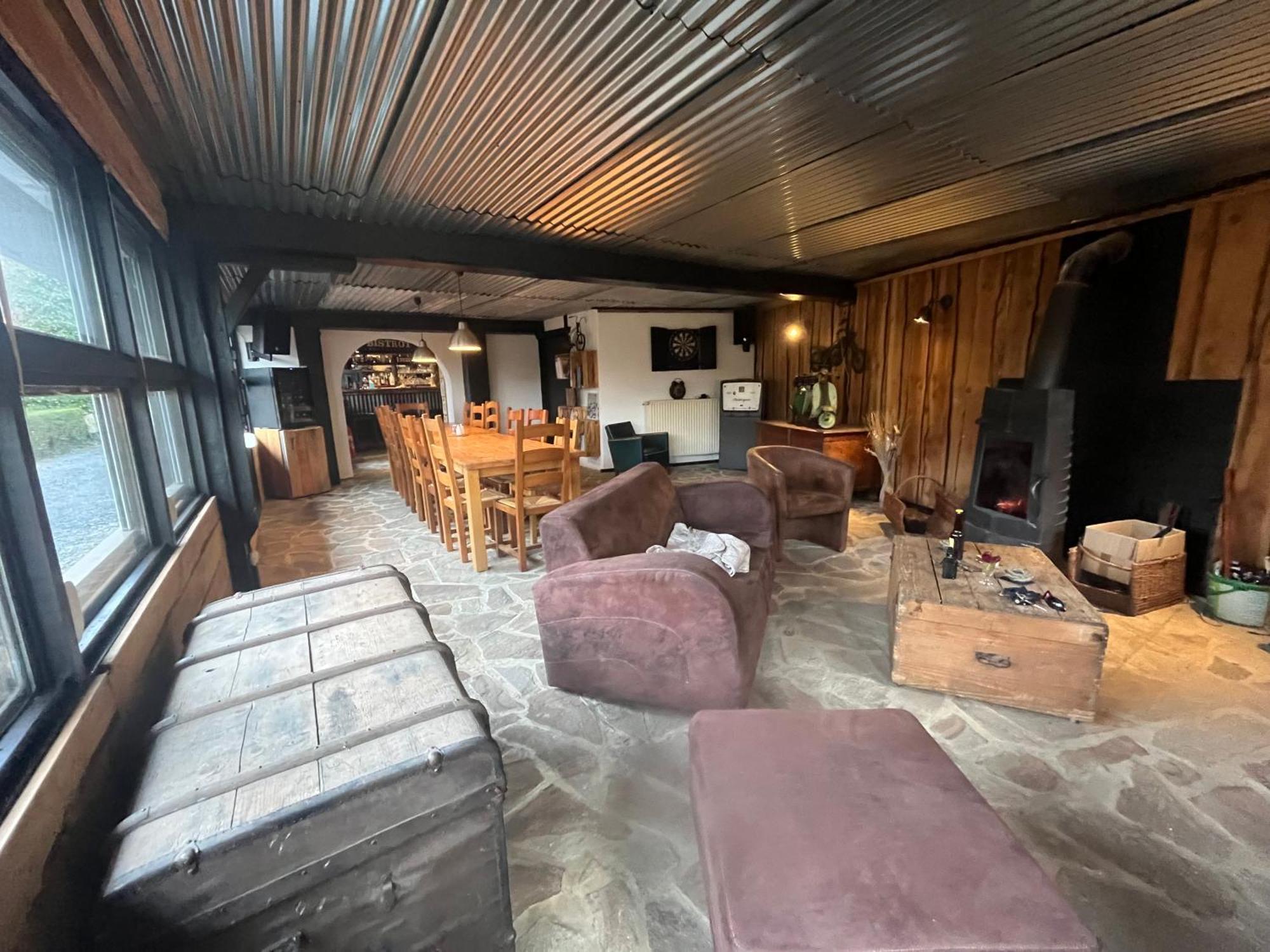 "Le Maloya" Chalets Independants -Chambre Balneo - Relais Motards Lacaune Ngoại thất bức ảnh